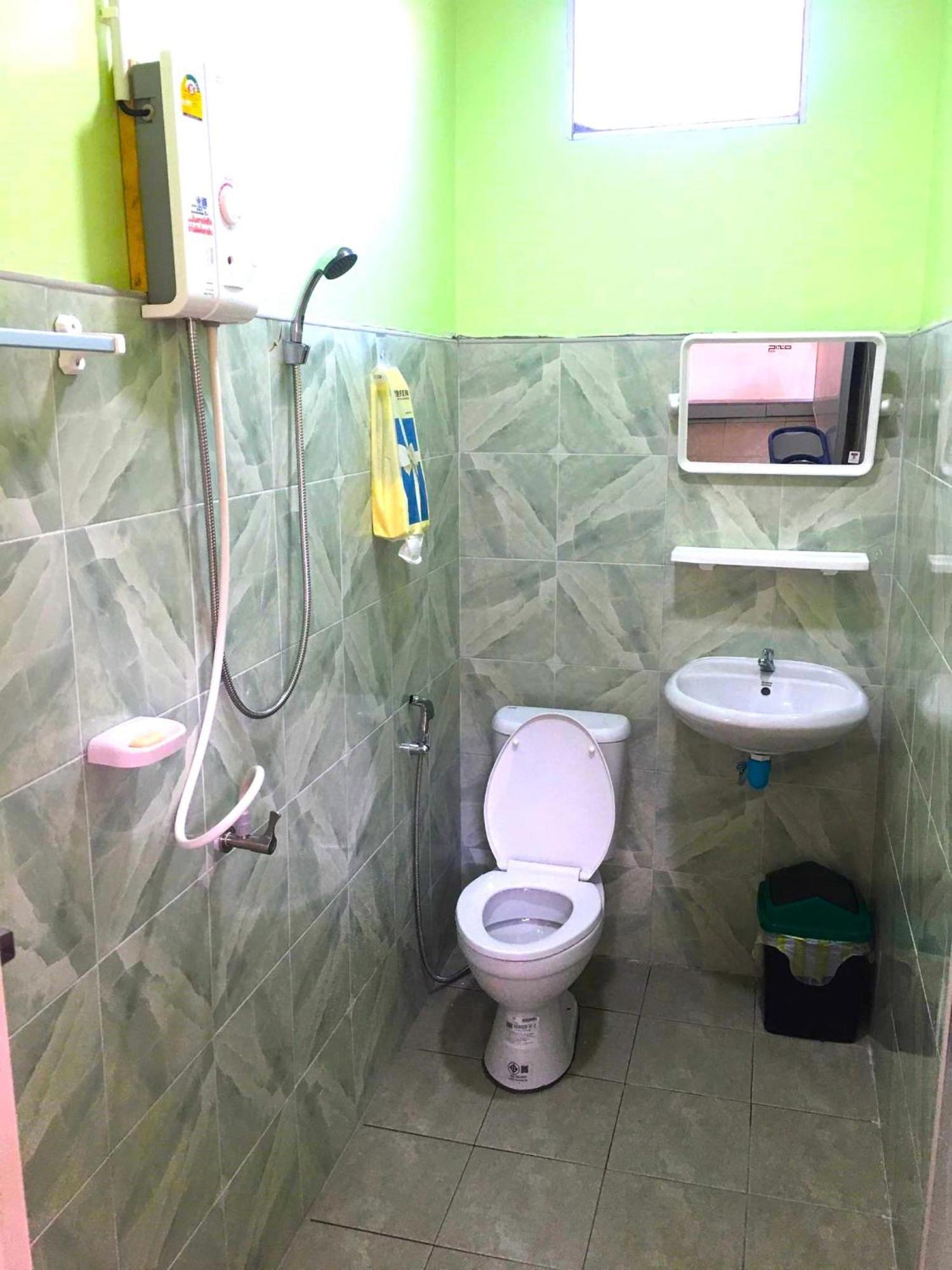 World Citizen Guesthouse Ban Tai Exterior foto
